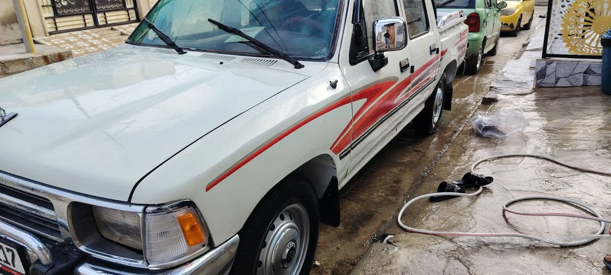 بيكم موديل ٩٢ محرك كير اكسن شاصي شرط داخل احمر مصبوغ عام شرط لا ضرب ولا كلب تدفى تبريد جمات كهرب طخم تيرات كلو نضيف سعر ٧٥ شرط تحويل ***********
