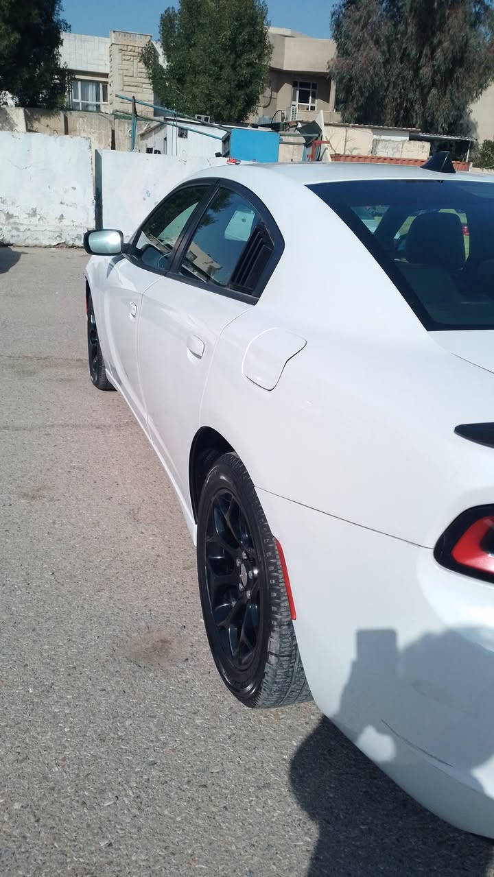 جاجر موديل ١٨ وارد كندي كلين بيها هذا لمأشر عليه بلسونار sxtموجوده في بغداد رقمي ***********سعرها ٢١٠
