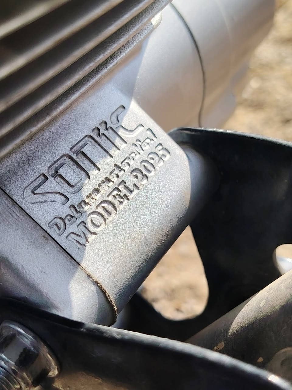 السلام عليڪم
دراجه للبيع 
موديل. 2025
محرك. مفتوح
بعدو جديد 
منفيس كامل شغله كامله
سويجات كاملات
بس تشغل وتمشي
السعر المطلوب. 650 الف
ملاحظه. تواصل ع رقم فقط
***********
