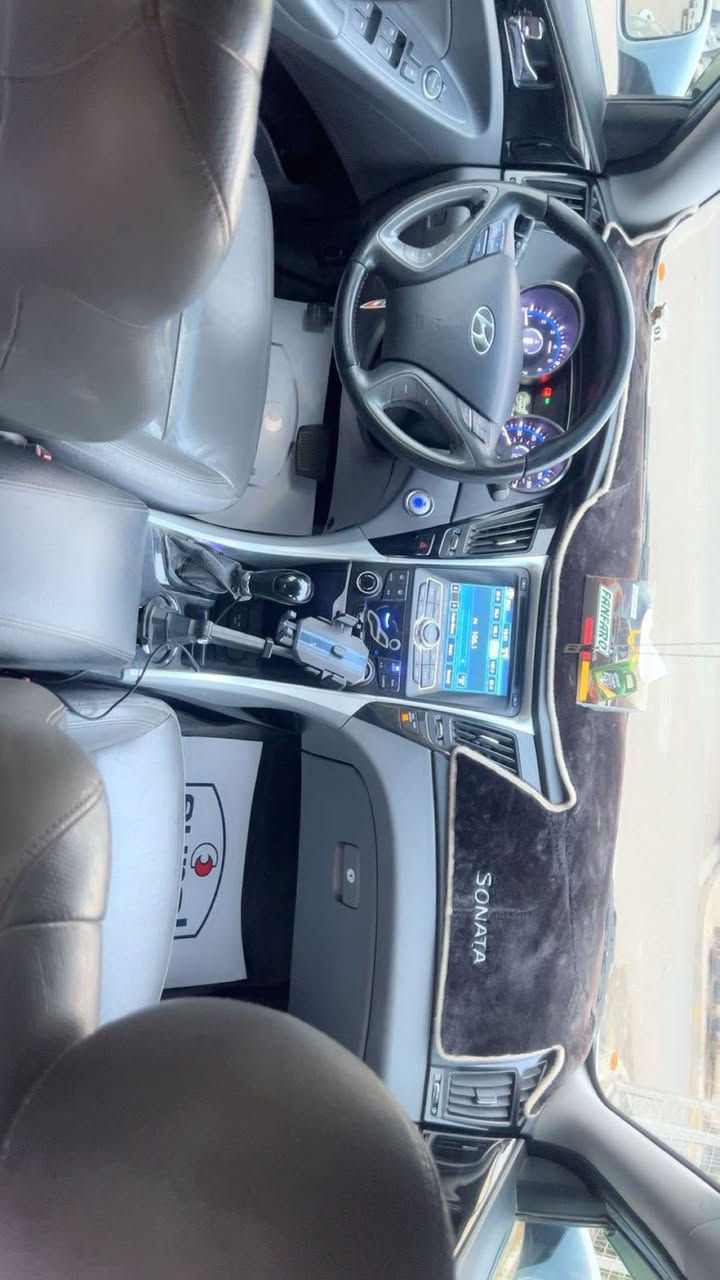 السلام عليكم سوناتا 2012 وارد امريكي فول مواصفات بصمة بانوراما كشنات امامي خلفي تتفأه بدون حادث بارد فقط ماشية 88 الف العنوان بغداد حي الاعلام قرب تقاطع درويش الاتصال بالرقم السعر 123   /  ***********
