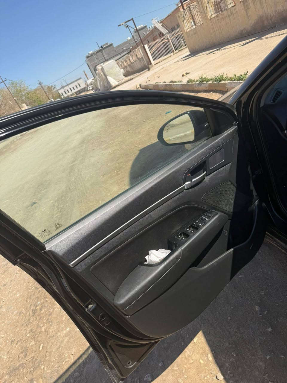 النترا وارد امريكي موديل 2020 
سيارة فول 
..فتحة. 
حساسات 
.تحديد مسار
 كامرة خلفية 
مكينة 2000سيارة
 نضيفة حيل وحادثهة موجود بالصور
للاستفسار ***********
