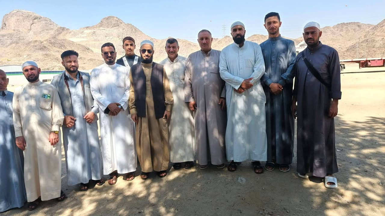 جولة معتمري شركة الرحمة للحج  والعمرة في مكة المكرمة ١٠ / ٢ / ٢٠٢٦
وقد شملت 
زيارة جبل الرحمة صعيد عرفات 
زيارة مشعر منى 
زيارة مشعر مزدلفة
زيارة جبل النور غار حراء
زيارة جبل ثور 
ونسأل اللّه أن يتقبل منا ومنكم صالح الأعمال

ومازنا مستمرين في استلام جوازاتكم سارعو بالحجز المقاعد الاخيرة فقط 8 وراق

***********
