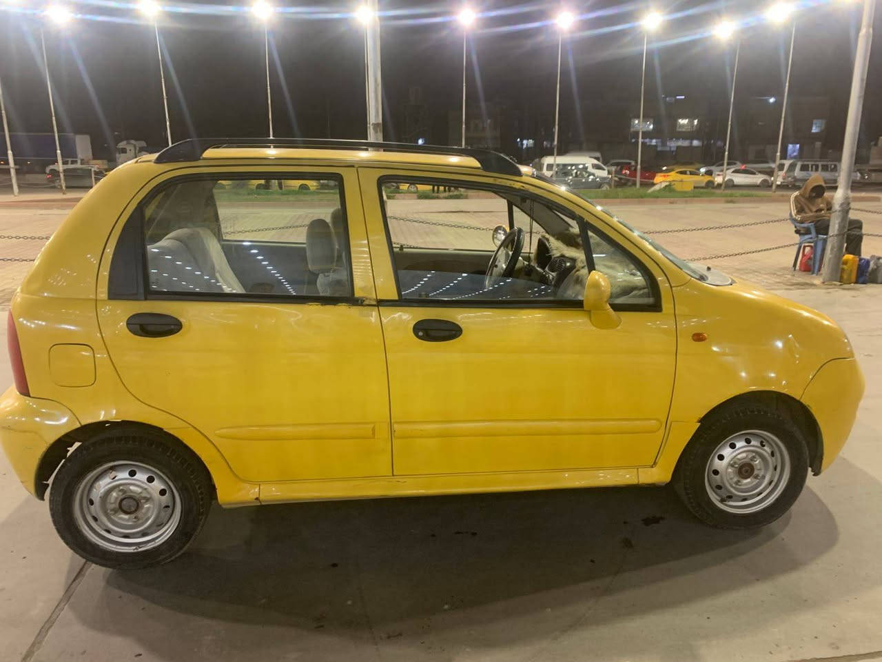 السلام عليكم كيو كيو مصفره هيىه غرمات مكينه كير جدد سياره بيه نقوصات بسيطه يده باب دشبول مفطر  سياره مامتعوبه سعر 28بيه مجال عنوان بغداد شعب ***********
