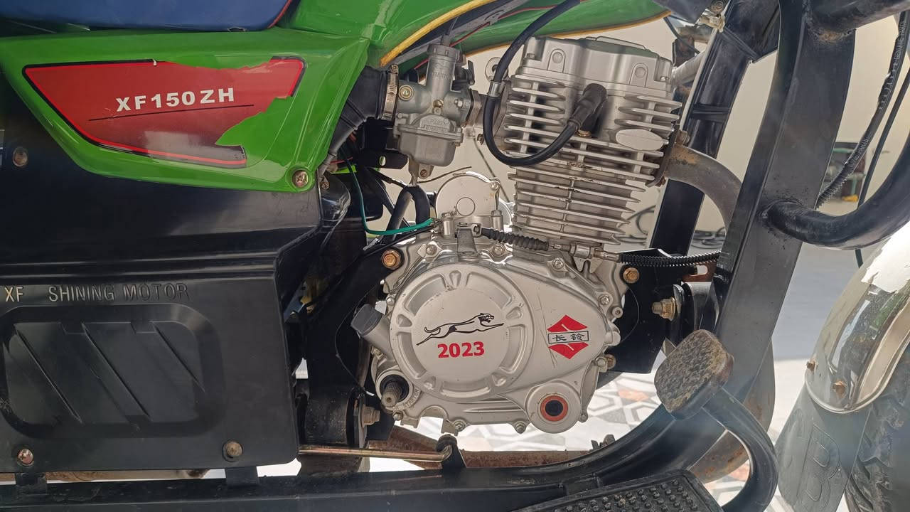 السلام عليكم ستوته للبيع موديل2023أوراق اصوليه ركبه مكفوله شاصي مكفول كهربائيات كله جديد مكينه مامفتوحه ستوته ماناقصه اي شي السعر 2500 وبيه مجال مكانه حله قرب العلويه شريفه بنت الحسن ***********
