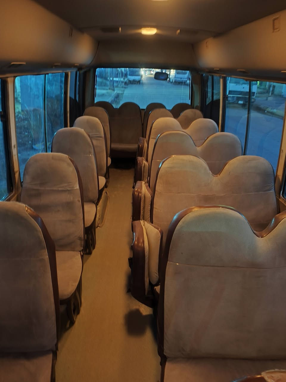 سلام عليكم ورحمه الله وبركاته
للبيع روزه موديل 2003 رقم الاماني بصره شرط التحويل مصفره من كلشي وصل خط وبحث جديد مكينه بل كارتون جديد كير اكسن جداد حداديه واربع اوياله صار اسبوع من فاتحهن تخم تاير كهربائيات كلهه شغاله سياره جاهزه السعر 130 وبيهه مجال الاستفسار ***********
