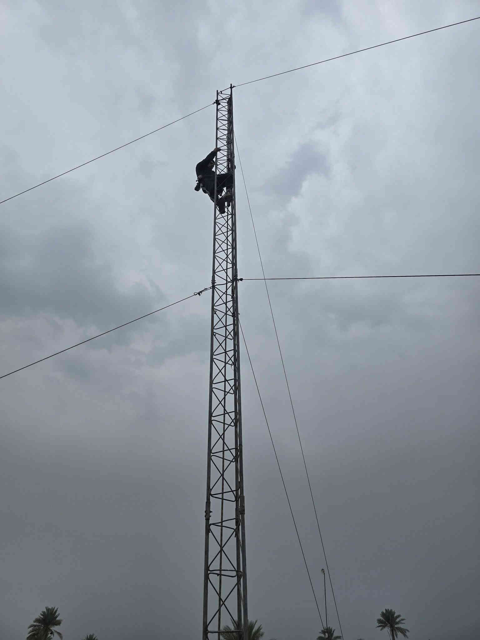 تم تفصيخ ونصب ٢١ م بابل محاويل..
***********
علاء
