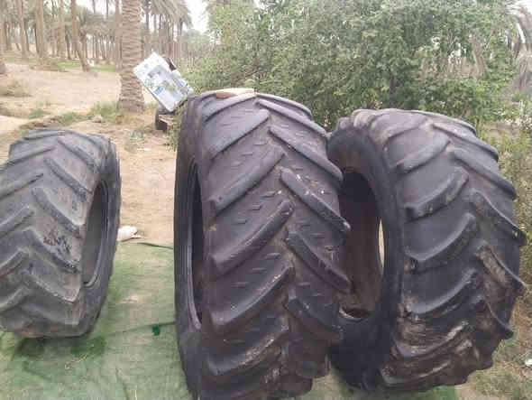 السلام عليكم من رخصة مدير الكروب المحترم تايرات افيات خلفيه حجم 580.70.R38 افيات حجم 180العنوان بابل الهاشميه للاستفسار على هذا الرقم ***********
