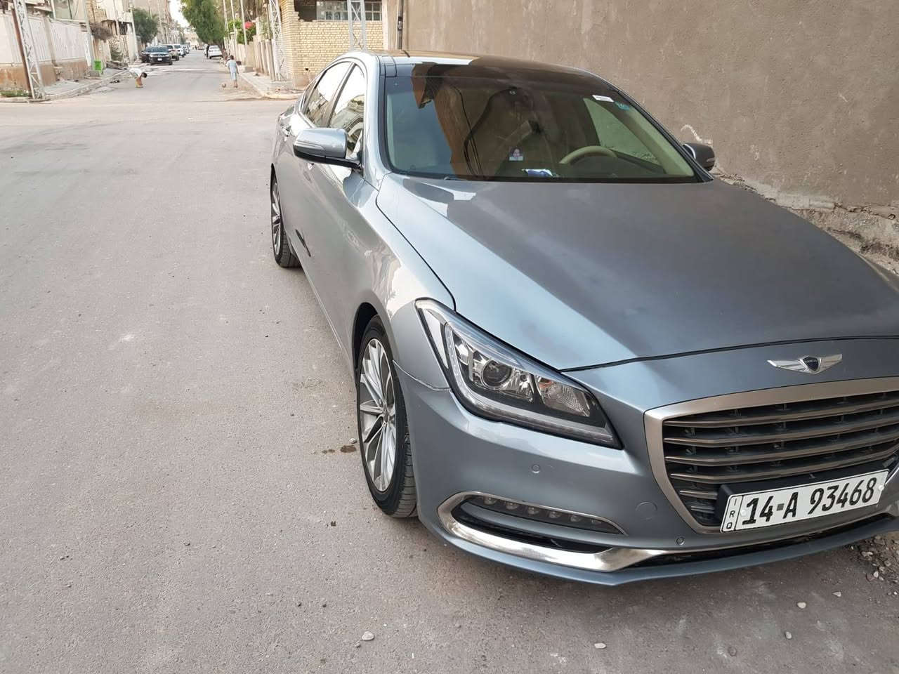 جينسز G80 موديل ١٦ خليجي
‏سونار مرفق مع الصور
‏صبغ الجاملغات الامامية مع البنيد وباب السائق والصدر توحيد لون فقط بدون دواخل او معجون
‏تو ويل كير مكينة مكفول 
‏فول مواصفات فتحة بنوراما حساسات خلفي امامي كشنات تدفئة تبريد ماوس خلفي التحكم بيعازات المركبة باب الجنطة كهربائي وباقي مواصفات الجينسز المعروفة لايسعني ذكرها
‏تحويل مباشر بأسمي رقم بصرة مشروع وطني  مكان السيارة - العماره  الرقم الهاتف *********** 
‏السعر ١٤٠$ وبيه مجال
