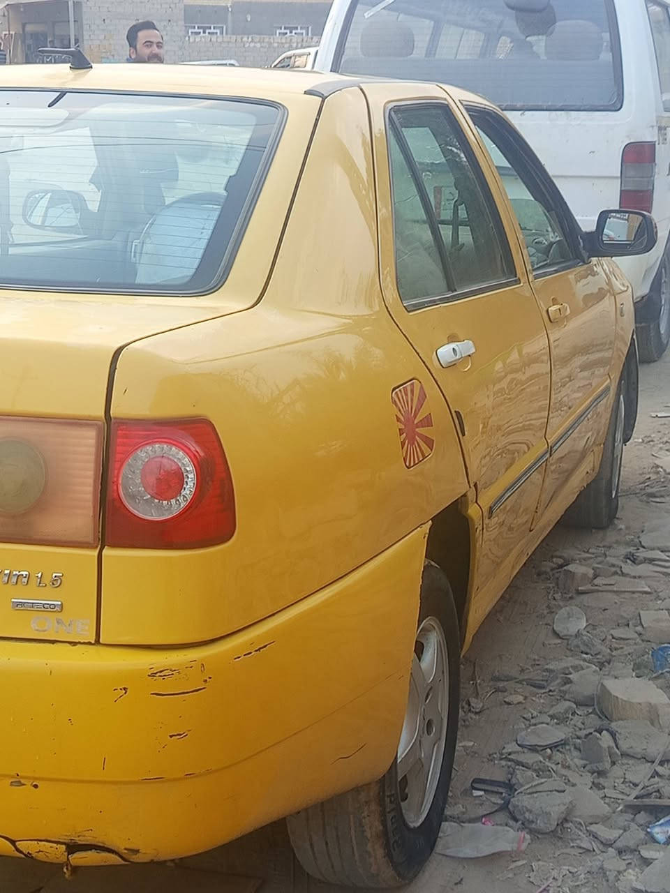 سلام عليكم شيرين كوين مديل 2010مكينه وكير وحداديه وتخم تاير جدد اقبل الشهر من نافضهن خير من الله السياره ماعايزه برغي السعر 20الستفسار ***********
