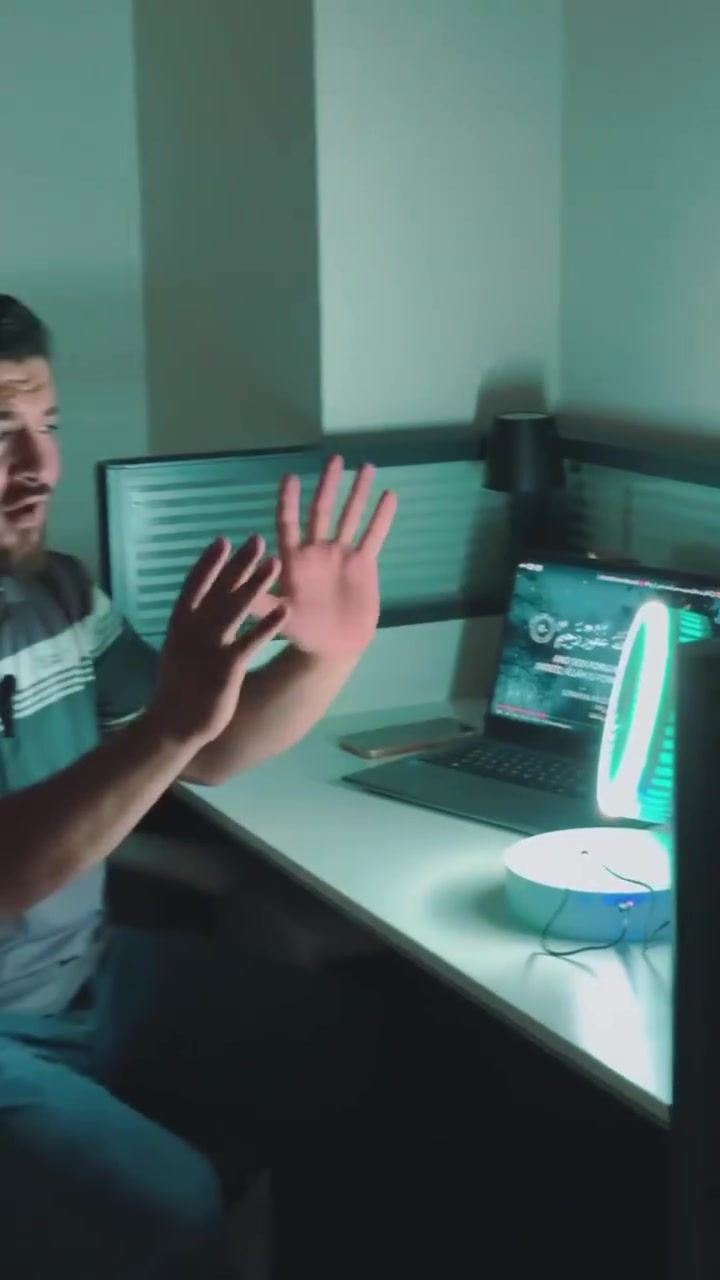 🌬️💡 هواء منعش وإضاءة مريحة بكل مكان!
مروحة قابلة للطي بـ 3 سرعات، شحن USB، وإضاءة مدمجة ✨

بيها فتحة عطور حتى تخلي الجو ألطف وأريح 🌸

خفيفة وعملية، مثالية للبيت، المكتب، والسفر 👜


**إذا كنت صاحب هذا الإعلان وتريد حذفه لأي سبب، رجاءا أرسل رسالة إلى الدعم الفني**