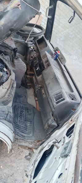 السلام عليكم كيا مازدا حمل موديل 96 رقم الماني كربلاء سياره حره مداوه ثاني يوم للبيع مكانها نجف سياره  مكينه  كايمه بس شغاله بدي طويل تك قماره  ماكينه 2700 بنجو  سعرها 28 مكانها نجف شراي يتصل ***********
