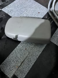 غراض كورلا من 2010ل 2013  المسجل ابلادي 25الف شاشة شكل الكزز لك جديدة ...