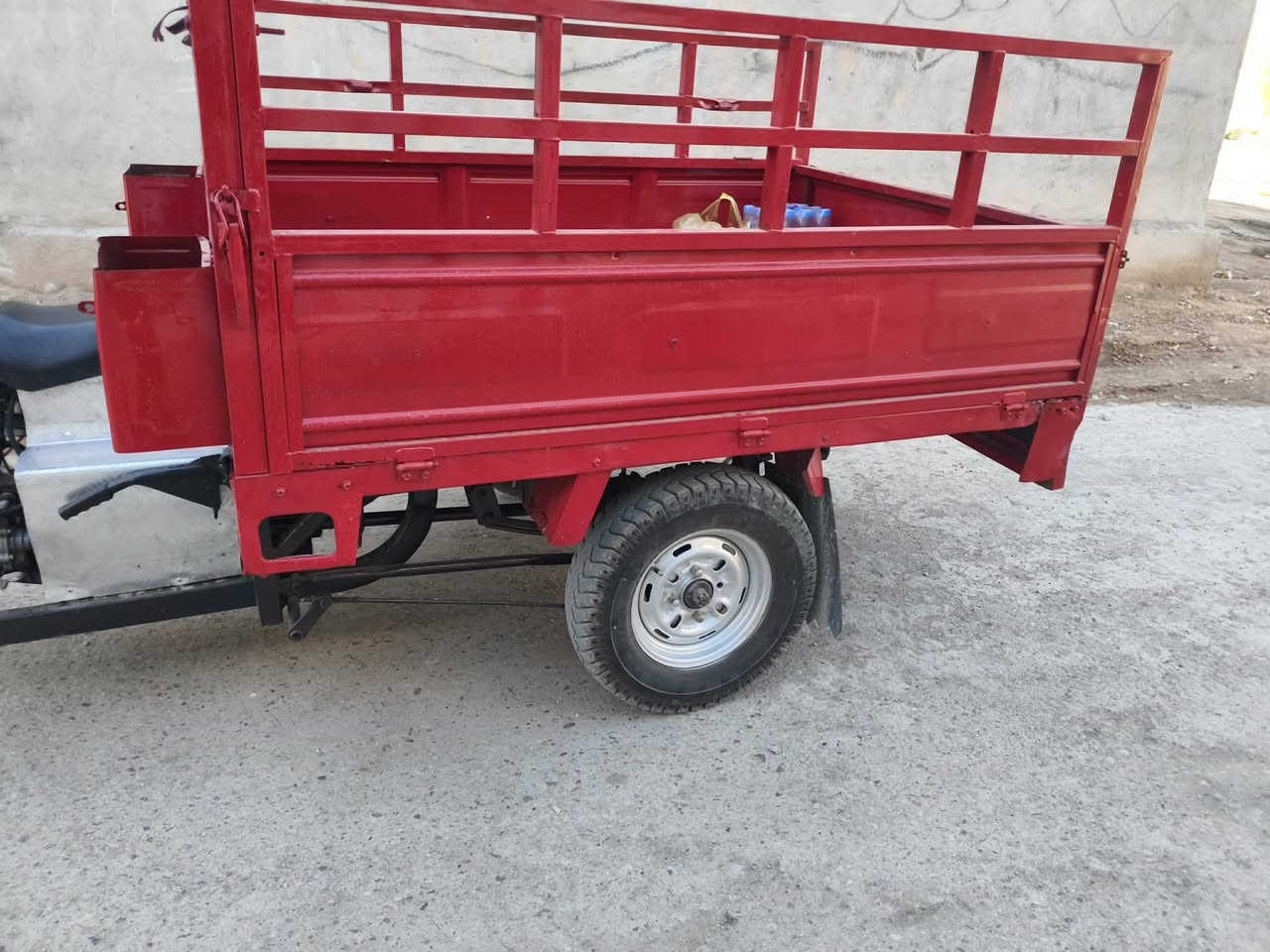 ستوتة MTR موديل 2015 للبيع
مصبوغة عام صبغ جمالي ومعمّرة
ويل أمامي جديد
تاريات جدد
المحرك ما مفتوح 
كهربائيات جديدة بالكامل
الأوراق أصولية (خمسة)
السيارة جاهزة وما تحتاج شي
وخير من الله
📍 العنوان: بغداد – المدائن
💰 السعر: 750 وبيها مجال بسيط
📞 رقم الهاتف: ***********
