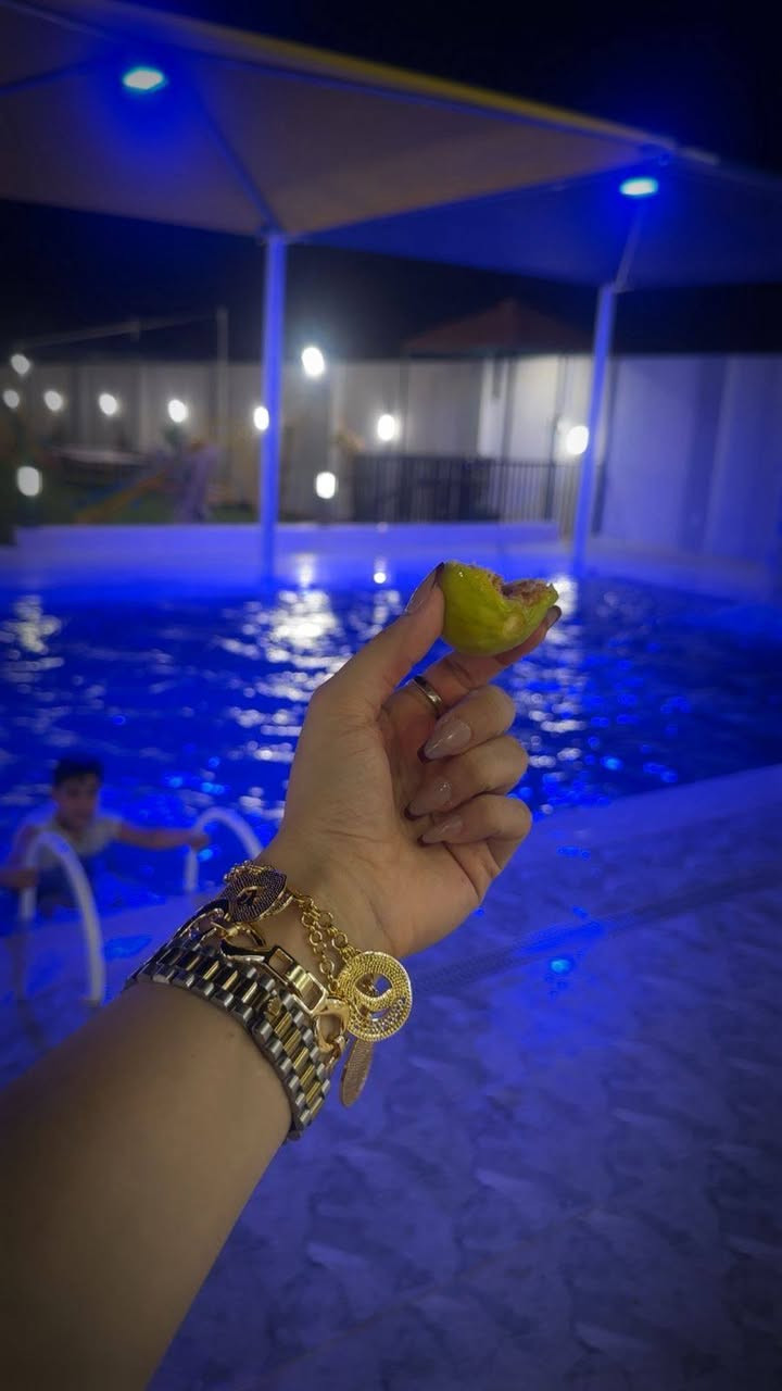 للحجز ***********
