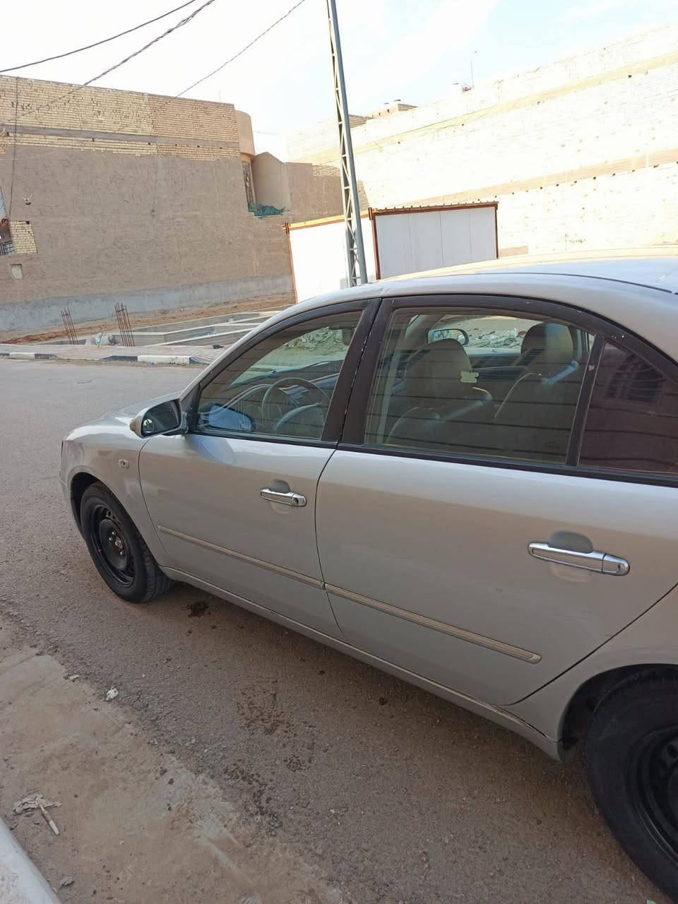 السلام عليكم سوناتا 2011 وارد كوري سياره جاهزه محرك كير حداديه خير من الله محرك 2000 دوش 
سياره بيها رشاد صبغ اربع قطع بدون ضربه بدون اي دواخل السعر 95 وبيها مجال الشراي يتصل 
مكاني كربلاء سياره رقم بابل تحويل مباشر
***********
