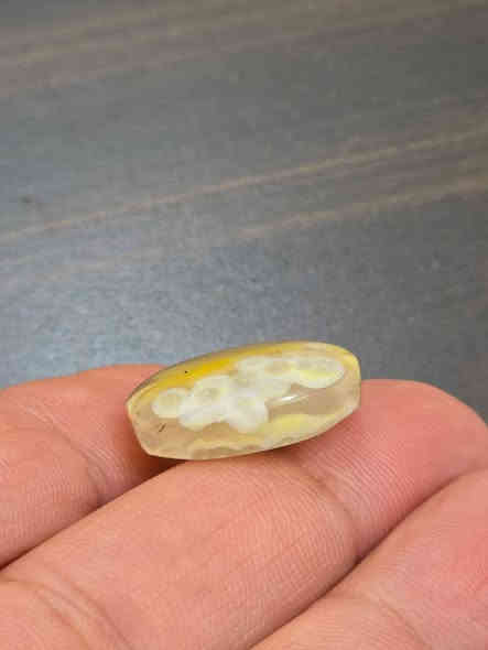 قطع لن تتكرر.
عقيق يماني    يجمع بين الاصفر  والمائي والمصور 
السعر  بعد التخفيض. ٣٠ الف  
توصيل بغداد وجميع مدن العراق 
***********
