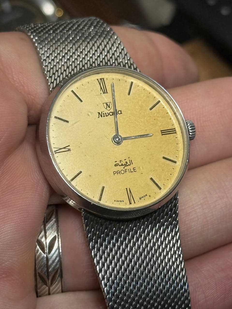 ساعه نيفادا سويسري اصلي الدقيقه

سير حصير

قطرها 33

نصب تكويك

نضام ميلين

ملاحظه مينه بيها اثار قدم

سعرها 125الف


**إذا كنت صاحب هذا الإعلان وتريد حذفه لأي سبب، رجاءا أرسل رسالة إلى الدعم الفني**