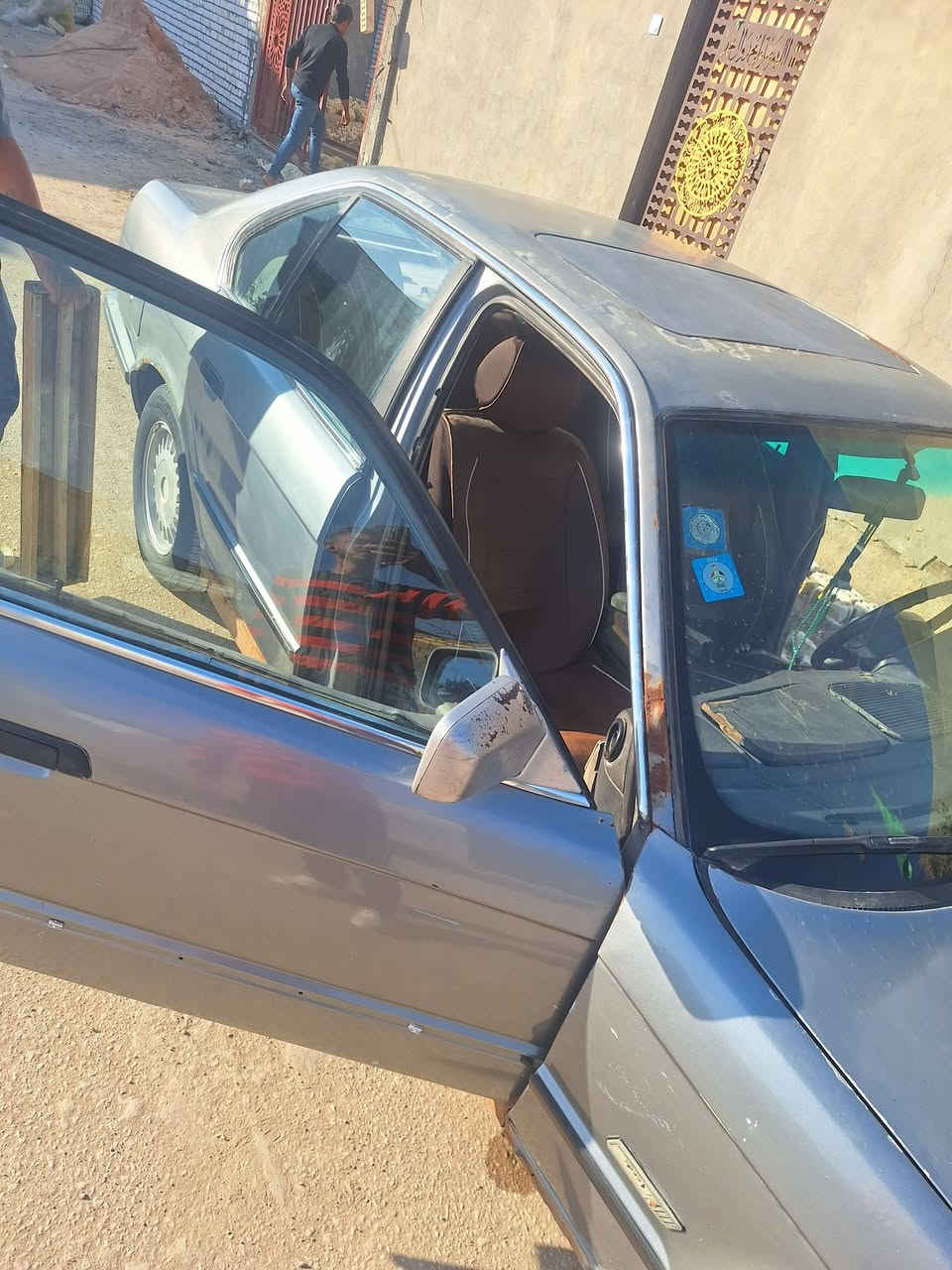 ٥٣٥ محرك مفتوح كير اوتو
٣٣ ورقه مجال بسيط مكانها بابل القاسم ***********
