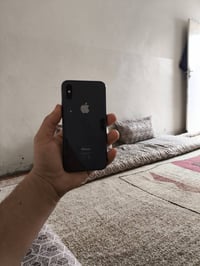 آيفون X • ٦٤ • بطارية ١٠٠٪