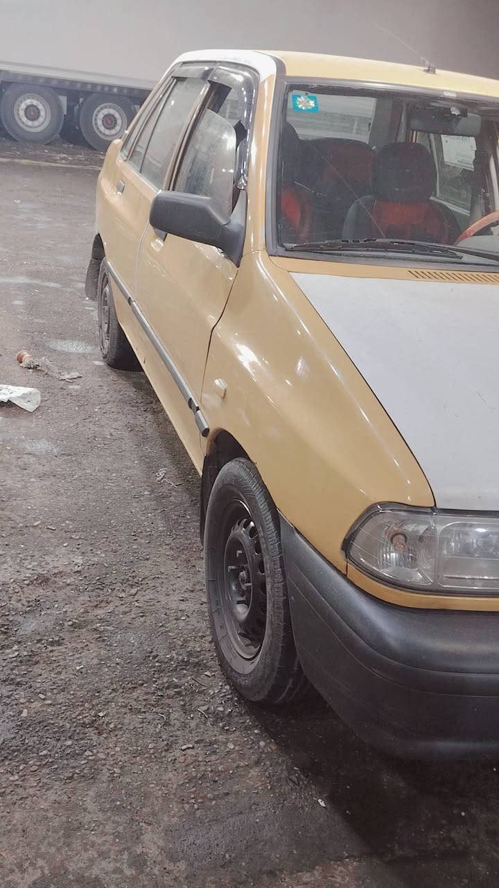 السلام عليكم سايبا مديل ١٣ كير محرك صدر تايرات باتري جديد سياره نضيفه بمعنى الكلمه مصفره هيئه وغرامات سياره باسمي تحويل ثاني يوم مراس اوبترا اوتو خصوصي او تكسي حسب الاتفاق ع الفرق ***********
