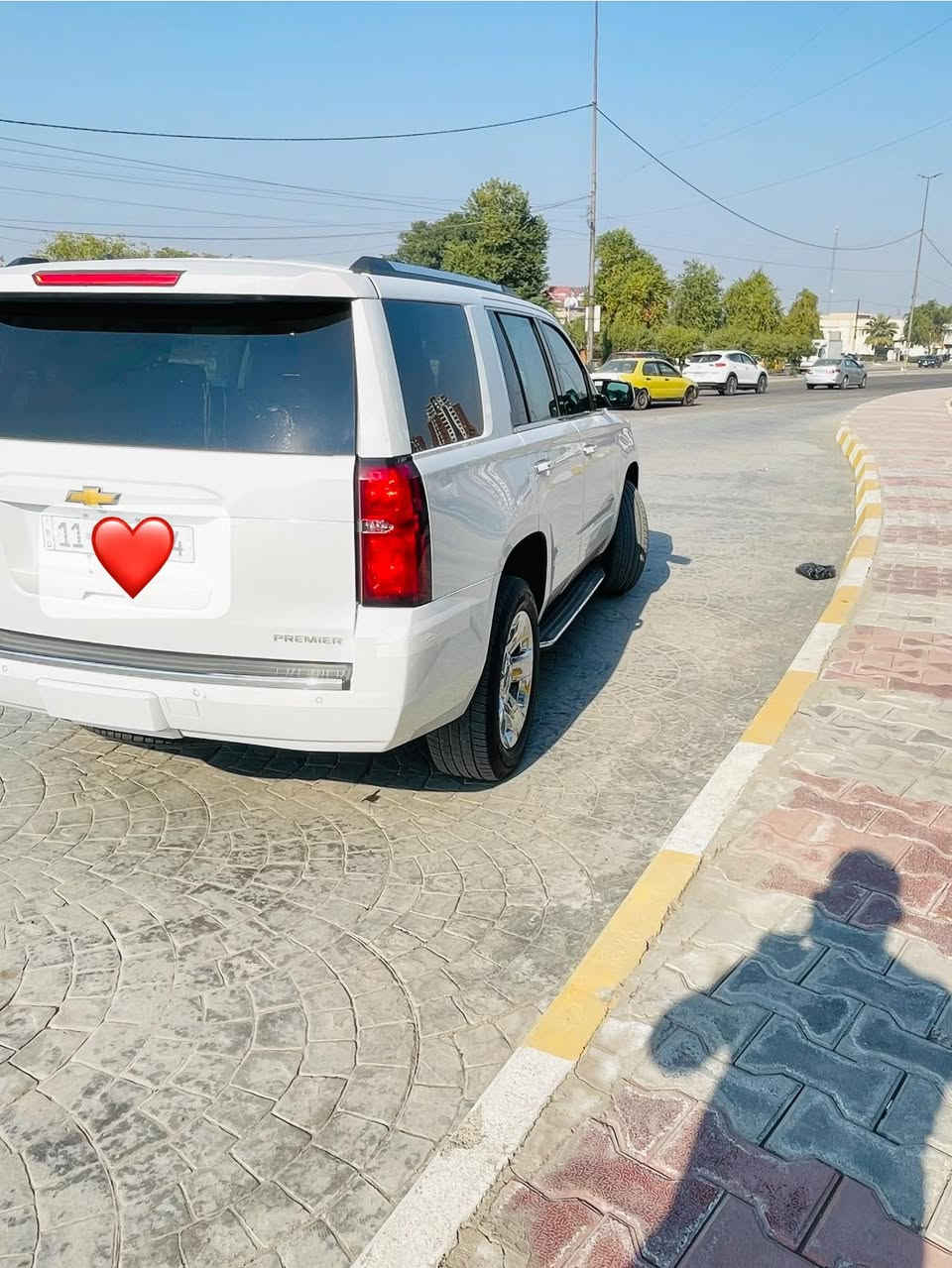 السلام عليكم تاهو 2019 وراد امريكي حادث جاملغ امامي مبدل نفس لون بدون دواخل بدون ايرباك الباقي كفالة عامة من الصبغ والتبديل والبارد برايمر اعلى فئة داتى شو كراسي تدفئه تبريد جلد كهرباء الكراسي الخلفية كهرباء ستيرن كهرباء كشنات خزن فتحة وبعد بيها هواي مواصفات كير محرك صدر تبريد كلة كفالة متاقصها برغي ومتصرف عليها اي شي مكان السيارة بغداد حي الاعلام السونار موجود وصور الحادث موجودات السعر 358 وبيها مجال بسيط وهذا رقمي ***********
