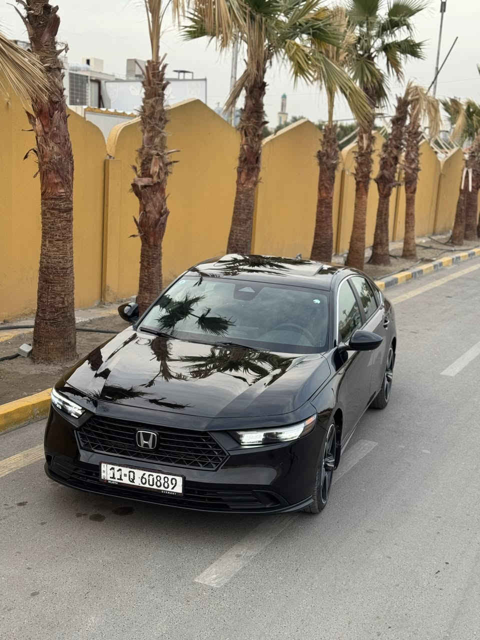السلام عليكم
للبيع فقط

هوندا اكورد سبورت
السيارة ماشية 12الف كيلو فقط
• مكينة 2000 هايبرد تنفس طبيعي
• شفتات ستيرن
• شاشة كبيرة
•فتحة سقف 
• كاميرا خلفية    
• رادار امامي
• مانع تصادم
• محدد مسار 
• تصحيح مسار
• شفتات بالستيرن
• مثبت سرعة
• مانع انزلاق
• دخول ذكي 
• إنارة ترحيبية
• هندبريك كهرباء 
• حساسات مطر
• ⁠حساسات امامي خلفي ⁠ 
• أوامر صوتية
• 3 أنظمة قيادة
• ⁠السيارة عليهة تغليف بلكامل 
السعر 220 $ مجال بسيط 
  🔰الحادث 🔰
السونار مرفق بلصور السيارة بدون ايرباكات بدون دواخل 

سيارة مناقصها جكة بالعافيه ع الياخذهة
السياره باسمي ثاني يوم احولك 
 للاستفسار التواصل واتساب 
***********
