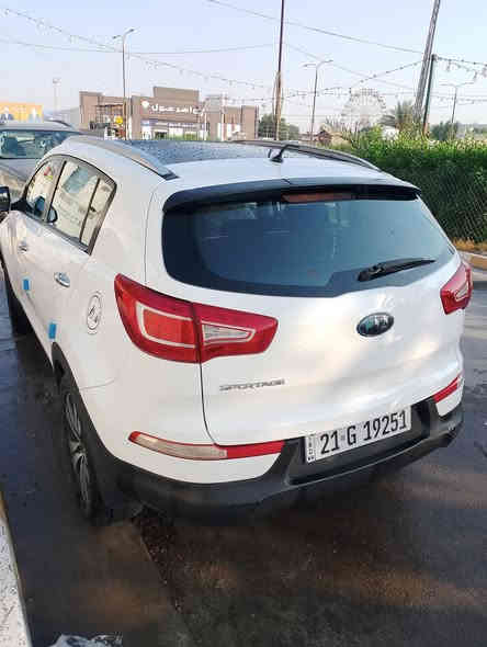 سبورتج 2014
محرك 2000
سعر 137$ 
بيها قطعتين 
محرك مفتوح كازكيت 
بيها مجال 
***********
رقم سليمانيه
