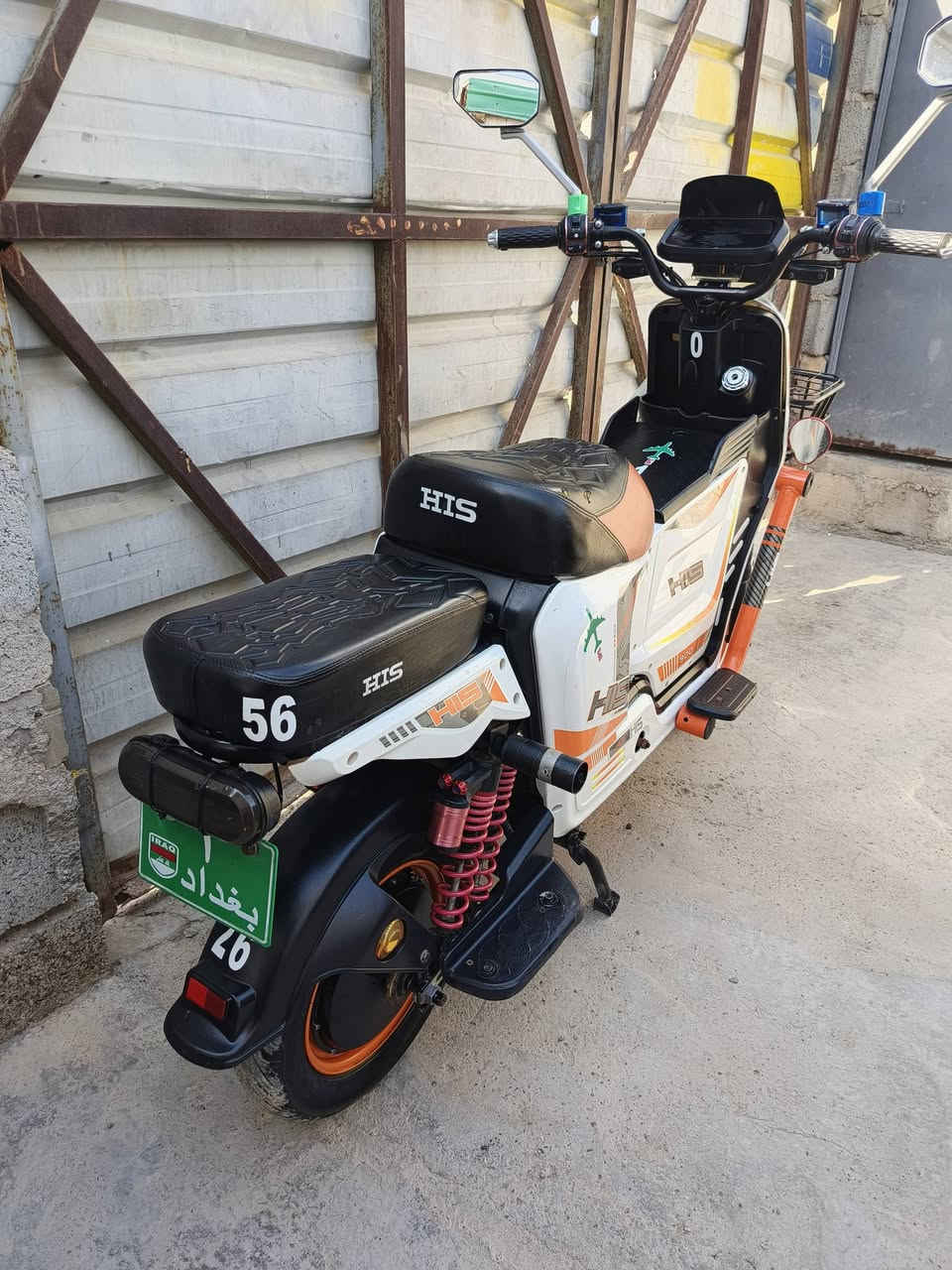 السلام عليكم دراجه شحن h 900 خمسه باتري ام الشنطه الدراجه فول مواصفات بصمه ريمون وبصمه جوزه 
الدراجه كامله ما ناقصها اي شيء المكان ديالى الغالبيه سيف سعد السعر ٥٠٠ ***********
