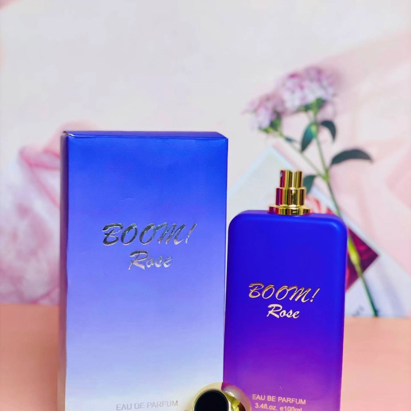 �✨ عطور BOOM الأصلية ✨💣 والجاذبية عطور مميزه واصليه عطور BOOMراح تأسرج من اول مره روائح ثابته وفخمه 
و تبقى وياج من الصبح لآخر اليوم 😍
متوفرة بـ ٤ ألوان / ٤ روائح مميزة 🌈
كل لون إله طابع خاص… ناعم، دافي، حلو، وجريء 💕 انتي مميزه وانيقه كملي جمالج
وتميزج بعطورBOOMالمثيره واجذابه
وحتى ندللج وفرناهه ب٤ الوان ابهريهم وكملي
اناقتج🌹 
حجم العطر 100ml
ثبات عالي وفوحان يخبل 🔥
مناسب للاستخدام اليومي والمناسبات الخاص

سعر القطعة ١٥ الاف


**إذا كنت صاحب هذا الإعلان وتريد حذفه لأي سبب، رجاءا أرسل رسالة إلى الدعم الفني**