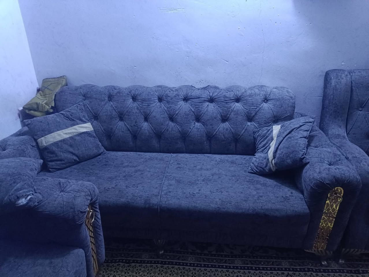 تخم جديد لوك جديد معنى كلمه السعر 600 الف *********** بغداد الزعفرانية
ملاحظه اكو بعد قطع كبيره غير موجوده بالتصوير تحياتي للجميع
