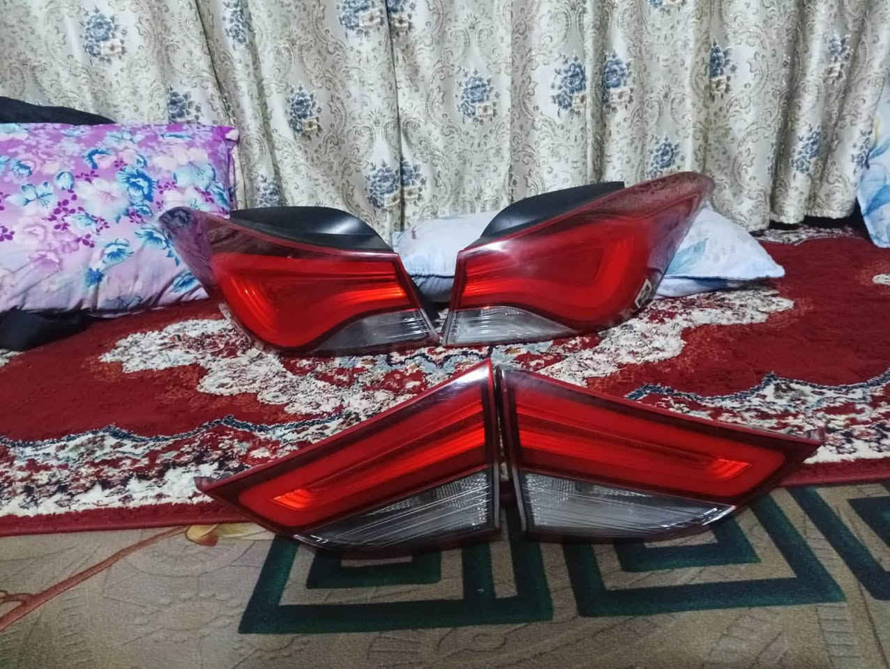 بك لايتات النترا 16 مال كصة ممشتغلات هنا جدد 400 بيهن مجال اتصل وتدلل ***********
