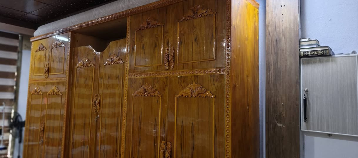 قنصور ست الابواب ملحق  صبغ حراري للبيع السعر ٤٢٥ بي مجال  لتواصل الاتصال على الرقم ***********
