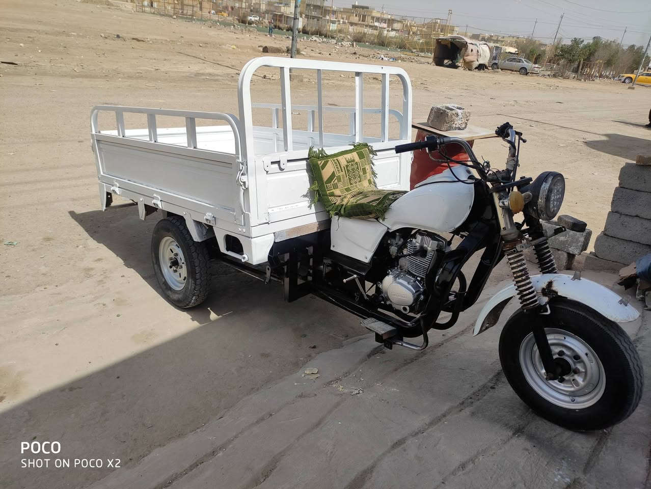 السلام عليكم للبيع ستوته بدون وراق كلك مديل 20 مكينه مفتوحه صوتهه ناعم كلش وشلعه حلوه بيهه كهربائيات ما تشتغل توني صابغهه ومرتبهه تواير نضيفه مكاني شطره أسعر بدون مداهر من لخير قفل قفل 750 غيرهه مابيع مو تراسني وتكلي بيش وين صورهه معلومات يمك وصور يمك هاذ رقمي ***********
