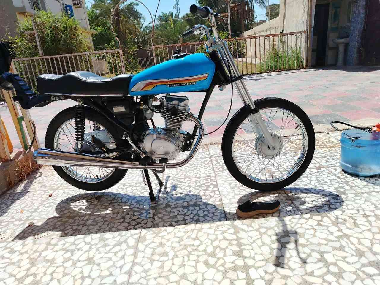 سلام عليكم مرخصت مدير الكروب 
النامه السوده الكامله تعمير كامله مابيه اوراق  اي نقص سعره 1300وبيه مجال قليل
والحربي السمائي تعميره كله 25 فول كفاله عامه كلك سعره 700 وبيه مجال الشراي يخابر وبيه خير ويدلل 
***********
***********
