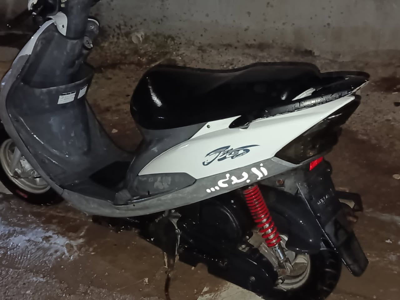 ماكس قجمه للبيع سعر 500 مستعجل ع لبيعه مكاني بصره شط العرب ***********
