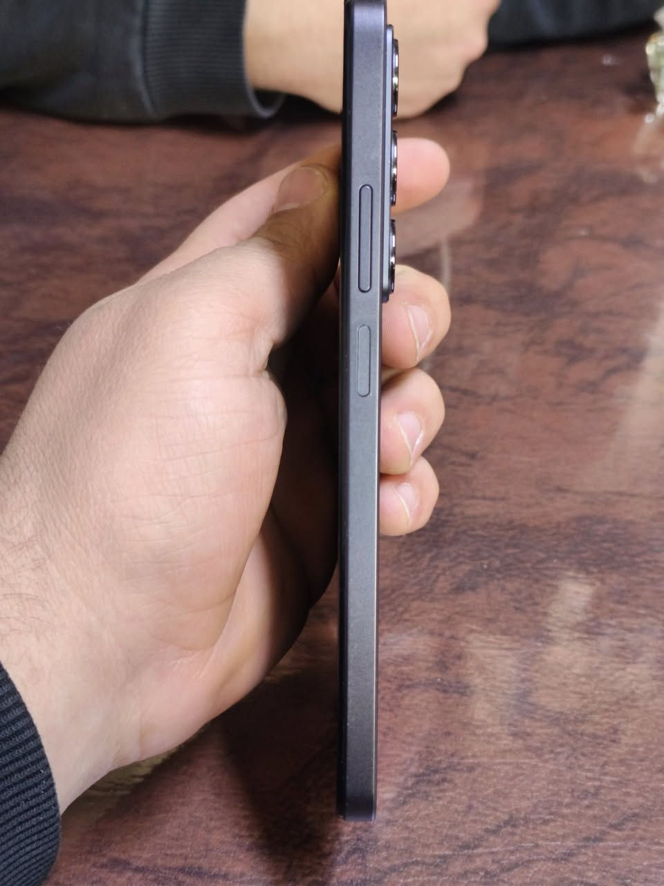 تلفون ريلمي c75pro 
ذاكرة 512
رام 8+8
شرط جلخ مابي 
السعر 275 وبي مجال 
للاستفسار خاص 
او على الرقم 
***********
