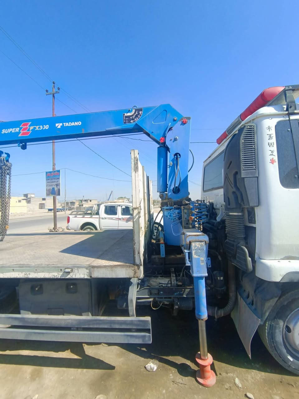 سلام عليكم كرين 3طن3سلايت اف كس البيع بي تصليح بصيط بل صوره موجود*********** حسين
