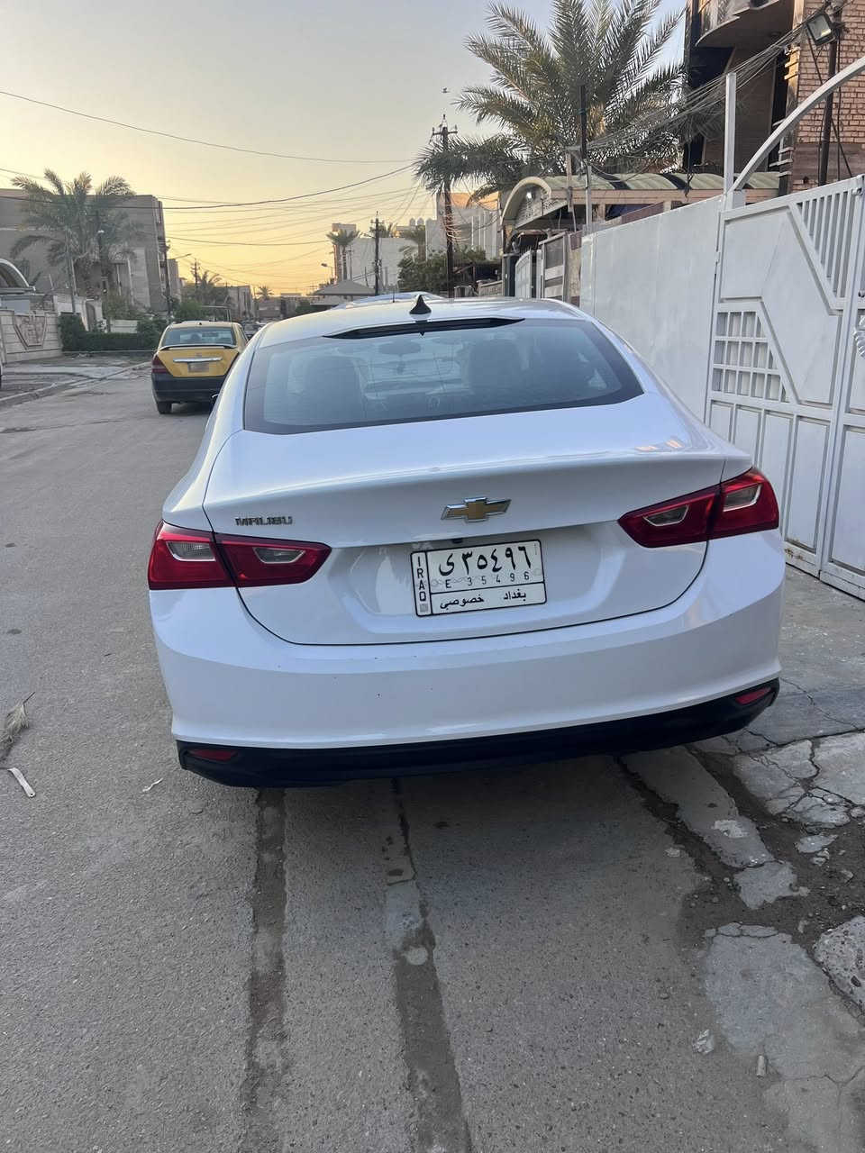 السلام عليكم 
شوفرليت ماليبو 2022 للبيع
حادث : تبديل بنيد فقط جاملغ بارد
ارباك ستيرن وبردة
ماشية :43 الف
رقم بغداد 
1.5L turpo CVT : محرك
مواصفات السيارة ( شاشة / كامره / بصمه / لايت زنون / ويل كب 16 / شاشه اعطال ......الخ)
سعر السياره ($ 138 $)
مكان السيارة الغدير
للاستفسار ***********
#ماليبو
