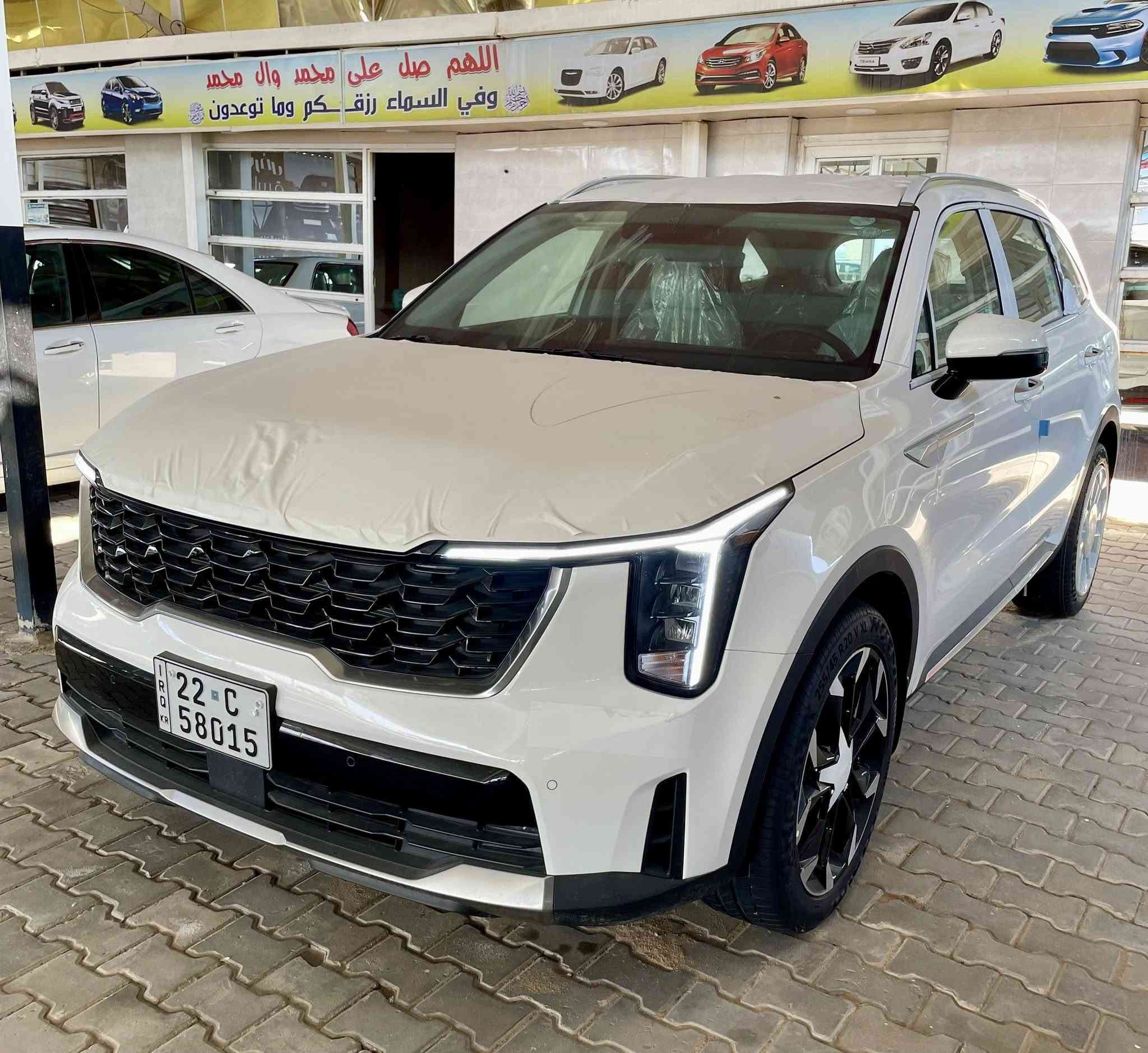 • عداد المسافه: 0 Km

———

✅المواصفات:

• داتا شو

• المحرك: 6 سلندر 3500

• مقاعد كهربائيه 

• نظام تكييف 3 قطع

• شاشة لمس كبيرة مع نظام ملاحة

• نظام تشغيل ذكي بدون مفتاح

• حساسات أمامية وخلفية

• كاميرا خلفيه

• مثبت سرعة

• تحكم مقود

______

✅ السلامة والأمان:

• وسائد هوائية

• نظام ABS – مانع انغلاق المكابح

• نظام مراقبة ضغط الإطارات

• مانع انزلاق

• نظام الثبات الإلكتروني

💰 السعر:  345 ورقه

✅ البيع نقداً وبالتقسيط وبمقدمه جيده لسكنة النجف 

———

للمزيد من التفاصيل الاتصال على الرقم ☎️       

*********** 

العنوان📍 : نجف  - المعارض الجديده - معرض الماسه
