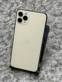 ايفون ١١ برو ماكس • ٢٥٦ • فيس ايدي متوقف