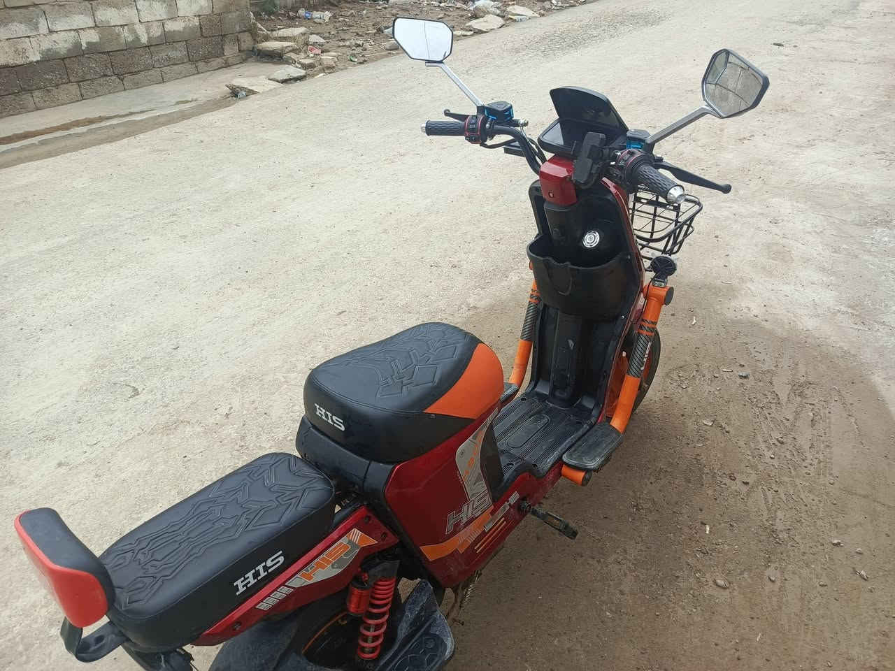 باسكل شحن للبيع اومراوس حسب القناعة وعادي مراوس بانزين موديل 2026 السعر 475 الرقم‏‪***********‬‏
