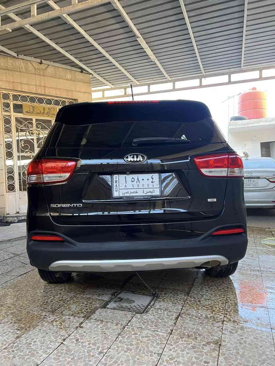 سلام عليكم كيه سورنتو مديل 18 وراد امريكي سياره كفاله عده خشم البنيدً وبارد بل مدكر وموجود صور الحادث محرك ٤ اسلندر سياره حداده تبريد تدفه كامله من جيمع نواحي رقم بصره تحويل ثاني يوم سعر 165وبيه مجال  مكانه بصره للاستفسار اتصل وبيك خير وتدلل ***********
