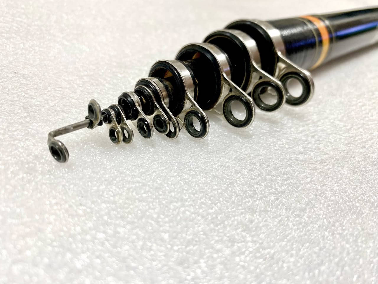 قصبة أولمبك الطول مفتوح 540 سم الطول مغلق 90 سم الصلابة 2 حلقة وحدة بيها ضرر بسيط غير مؤثر السعر 18 مع التوصيل


**إذا كنت صاحب هذا الإعلان وتريد حذفه لأي سبب، رجاءا أرسل رسالة إلى الدعم الفني**