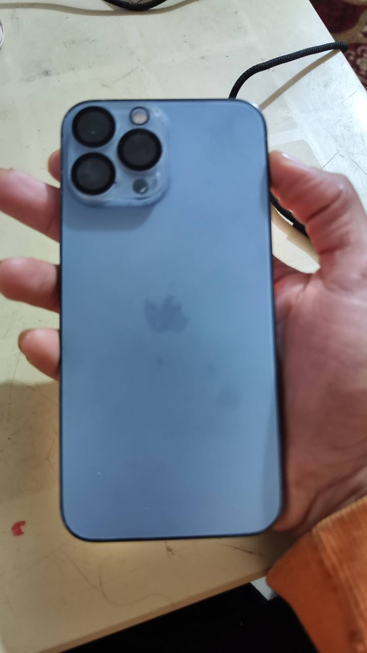 سلام عليكم ايفون 13ابروه ماكس شرق اوصط دبل سيمكارت جهاز ع وظع شركه بطاريته 78 ذاكرته 256 سعره 725 وأبيه مجال للشراي ***********
