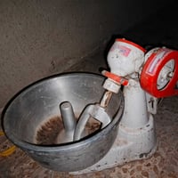عجانه 15كيلونظيفه لبيع صناعه 07733694628