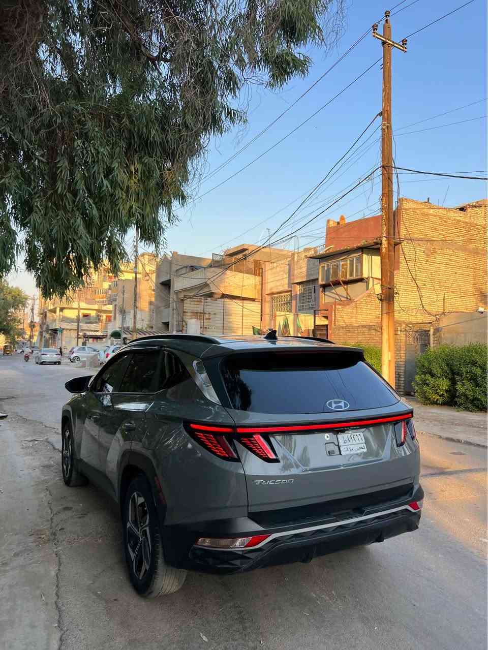 توسان للبيع موديل 2024 فول مواصفات 
لون إسمنتي فتحه بصمه رادارات حساسات كشنات جلد تدفئة تبريد صندوك كهرباء داخل افوايت حجم المحرك 2500
بدون رقم دخول جديد 
حادث كما موضح بالصور بيها 
طخه بالكصه يم السلايت وانصبغت ع كدها فقط تعمير وصبغ مكفوله من الكص والبنيد انصبغ
تعمير درجه اولى شواصي ولغود مكينه كير حتى تبريد بلادي و مكفولات ( بجم كبس بلادي )
سياره كلش جديده من ناحية تراي شرط الفحص
ماشية ١٩ الف صور الحادث بالمنشور 
السعر 145$ بيها مجال
مكاني بغداد الامين *********** بغداد, العراق
