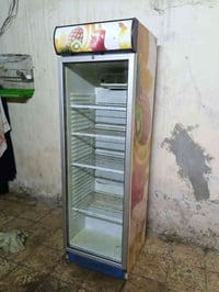 براد ببسي • استخدام قليل • نجف