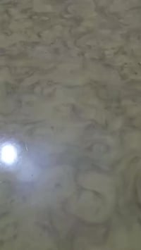 ميز طعام ملكي • ٨ كراسي