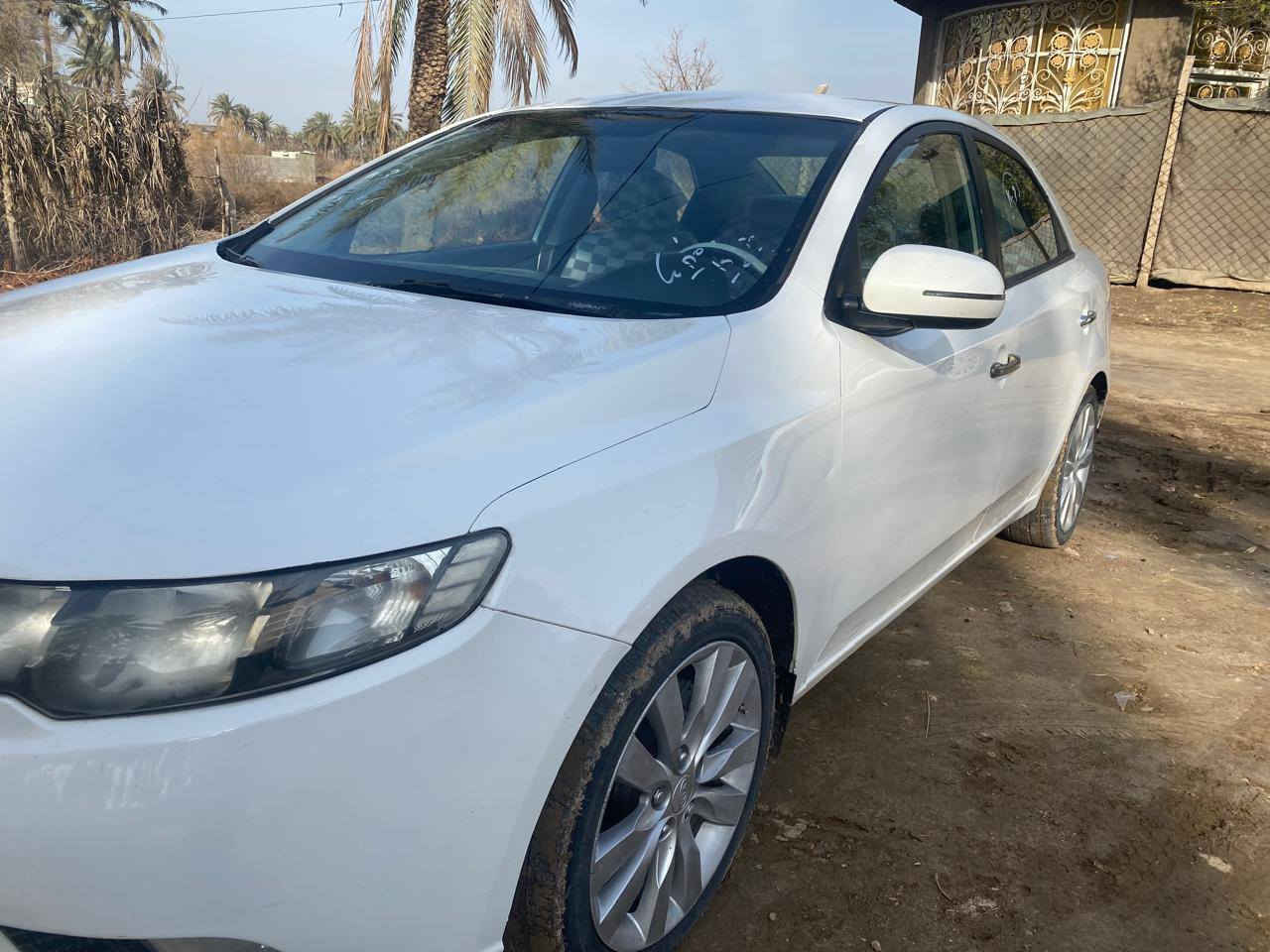 سلام عليكم...
كيا سيراتو للبيع مديل 12 رقم اربيل نكليزي كير محرك خير من الله  
بيها مكانات  صبغ سياره حلوه كلش احله من صور  مواصفات السياره تحكم ستيرن اشاير بلمري شفتات ستيرن كيرها 6 نمر مكان سياره بابل 
سعر سياره 102 وبيه مجال وبلعافيه ع ياخذه 
لاستفسار ع رقم ***********
