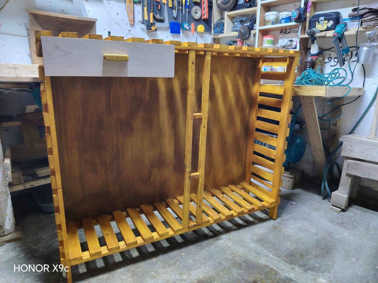 تم تجهيز عمل لاحد الزبائن الطيبين
ميز حسب الطلب والقياس
للاستفسار تفضل خاص وتدلل
*********** واتساب
*********** 📞
